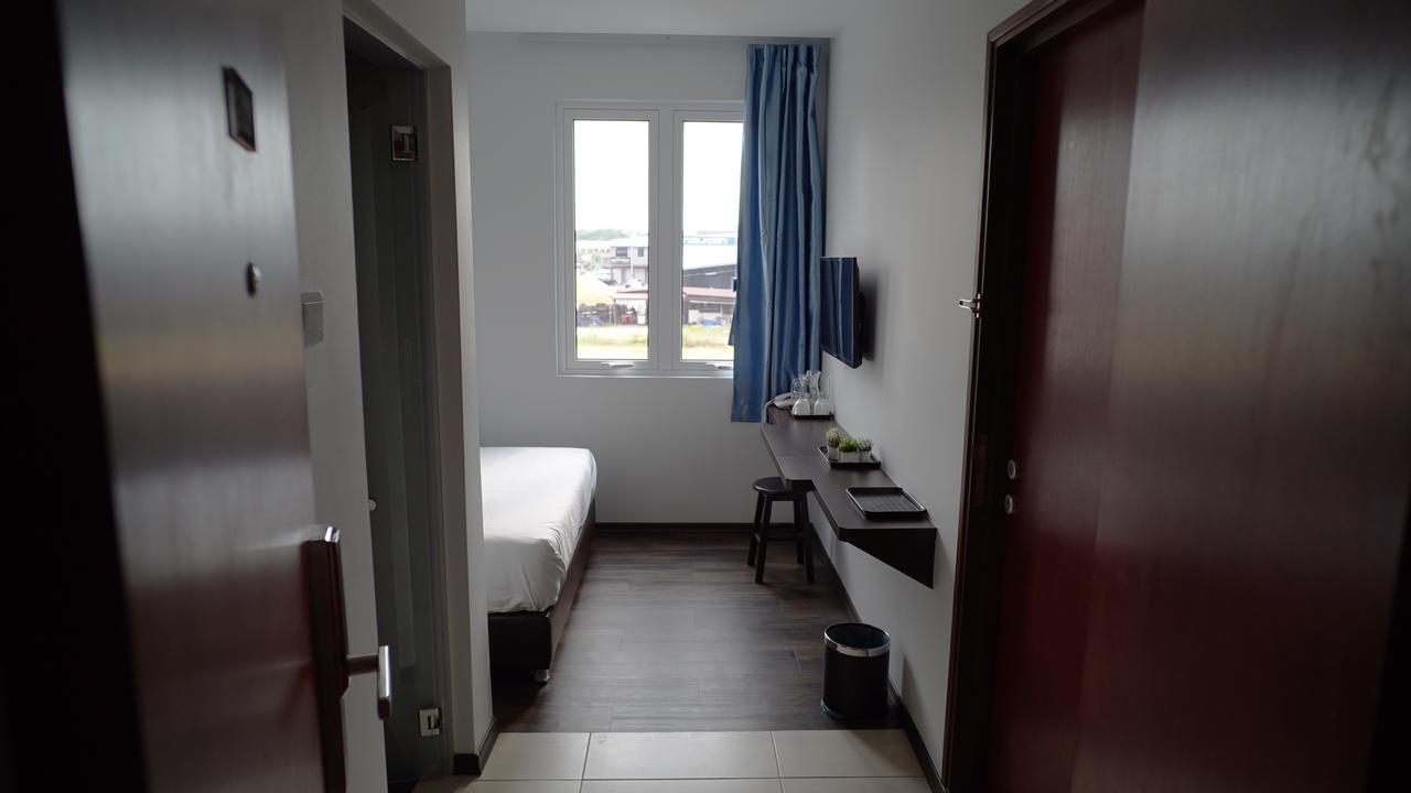 Hotel Cascada Kota Tinggi Ngoại thất bức ảnh